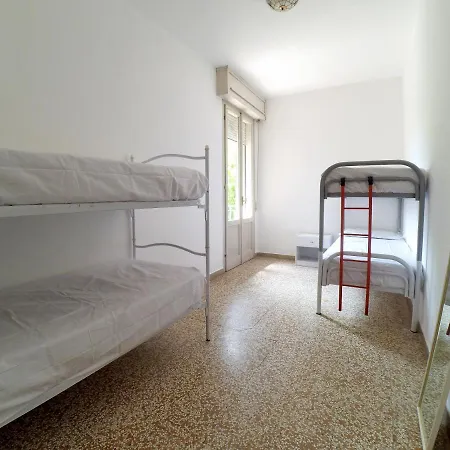 Condominio Trieste 9 * Lido delle Nazioni